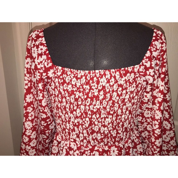 Women’s Red & White Floral Dress, LARGE, Smocked, Tiered Sheer - Picture 10 of 14